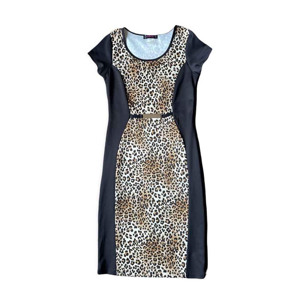 ‼️Any 2 for $20‼️ Annabelle Midi Dress Black Leopard Print Short Sleeve